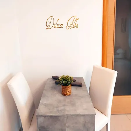Apartment Deluxe Alba *