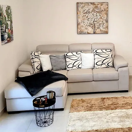 Apartment Deluxe Alba *